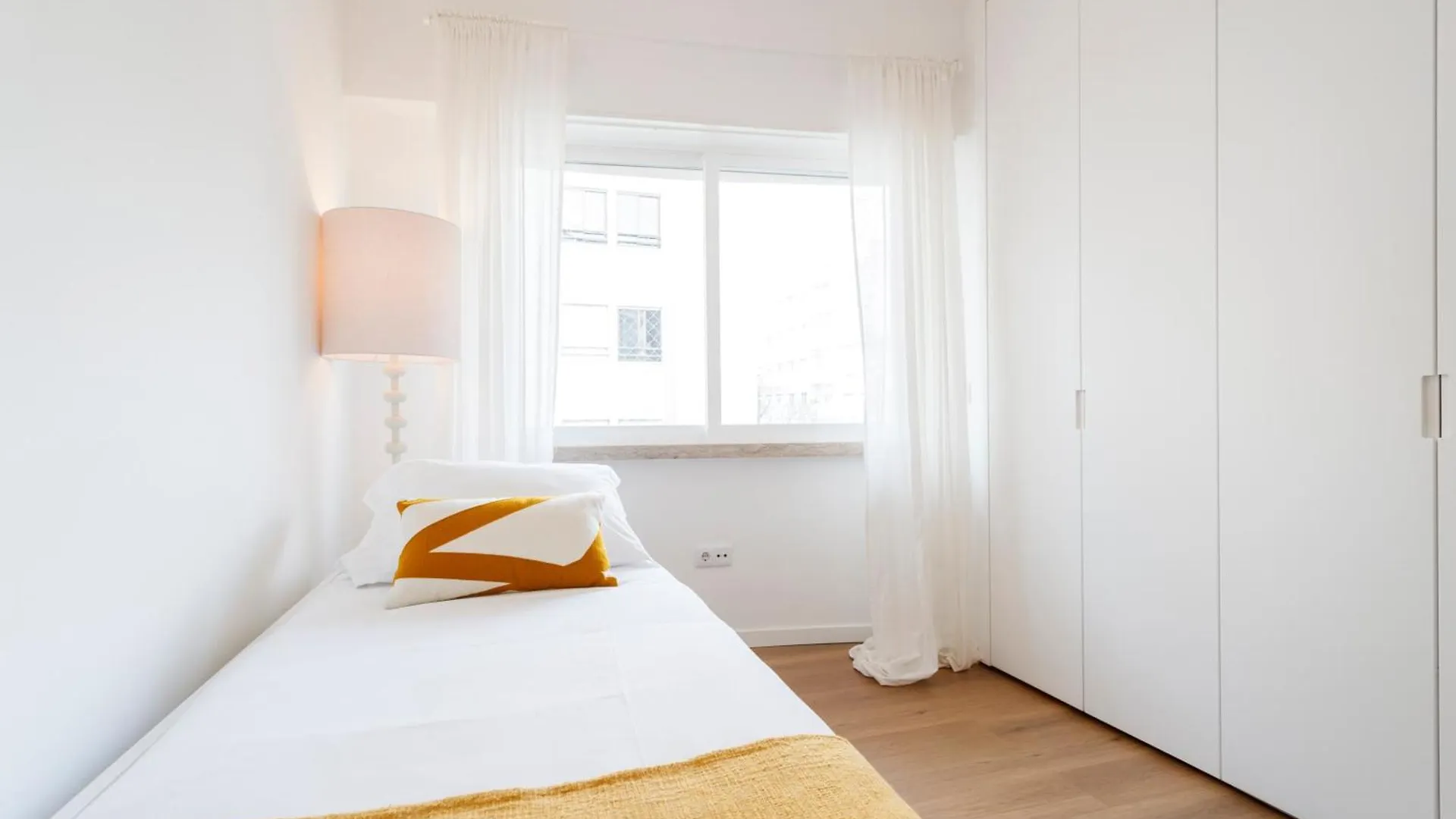 Brand New 2Br Apartment In Alcantara Lisbona Portogallo