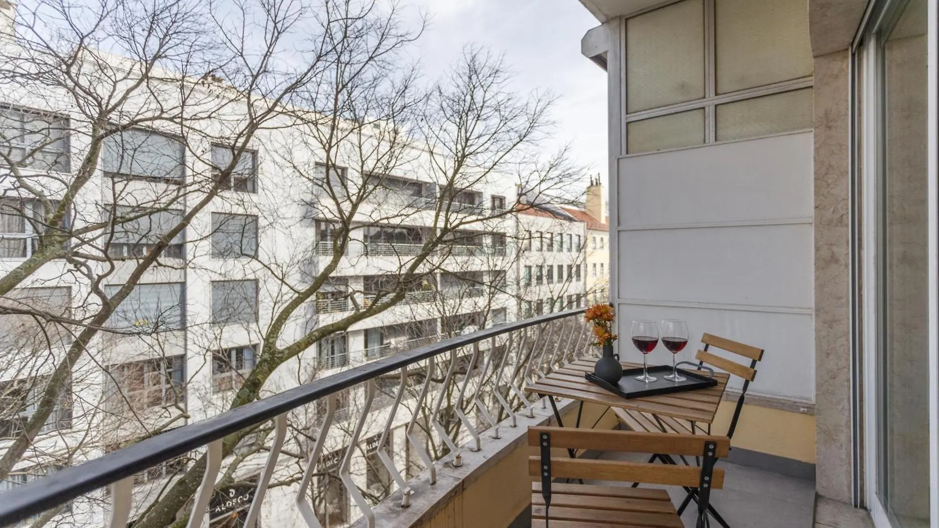 Brand New 2Br Apartment In Alcantara Lisbona Portogallo